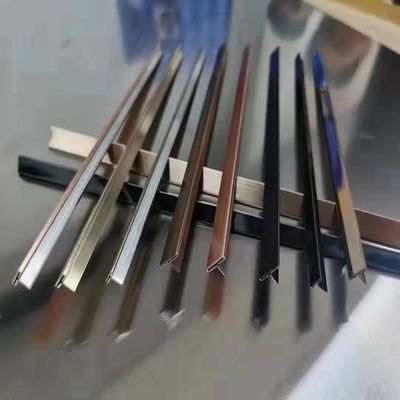 0.65mm πάχος 304 Ατσάλινα πλακάκια Τρίμ με προσαρμοσμένο μέγεθος για την προστασία τοίχων και δαπέδων