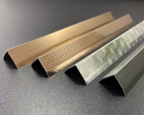 304 Ατσάλι Ατσάλι L Τρίμινγκ κεραμίδας με V Grooved Edge για τοίχους και πάτωμα σε μήκος 2438mm