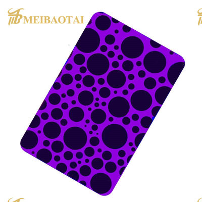 Φύλλο ανοξείδωτου χάλυβα με PVD μωβ χρώμα χαραγμένο με φιλμ PVC 70 μικρομέτρων και πάχος 1,15mm